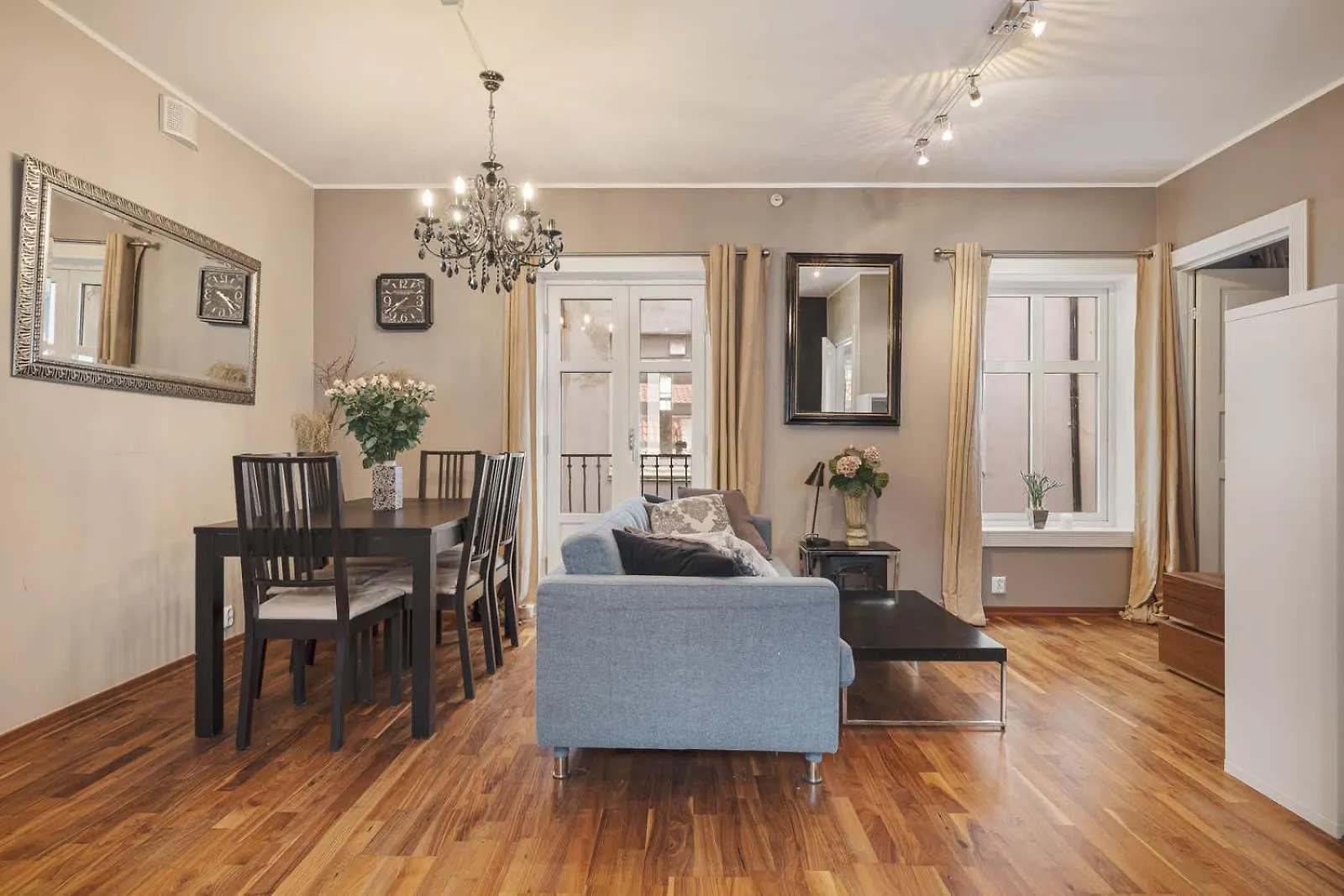 Dinbnb Apartments L 50M To Bryggen L 16 Guest L 3 Apt L Balcony L View Bergen