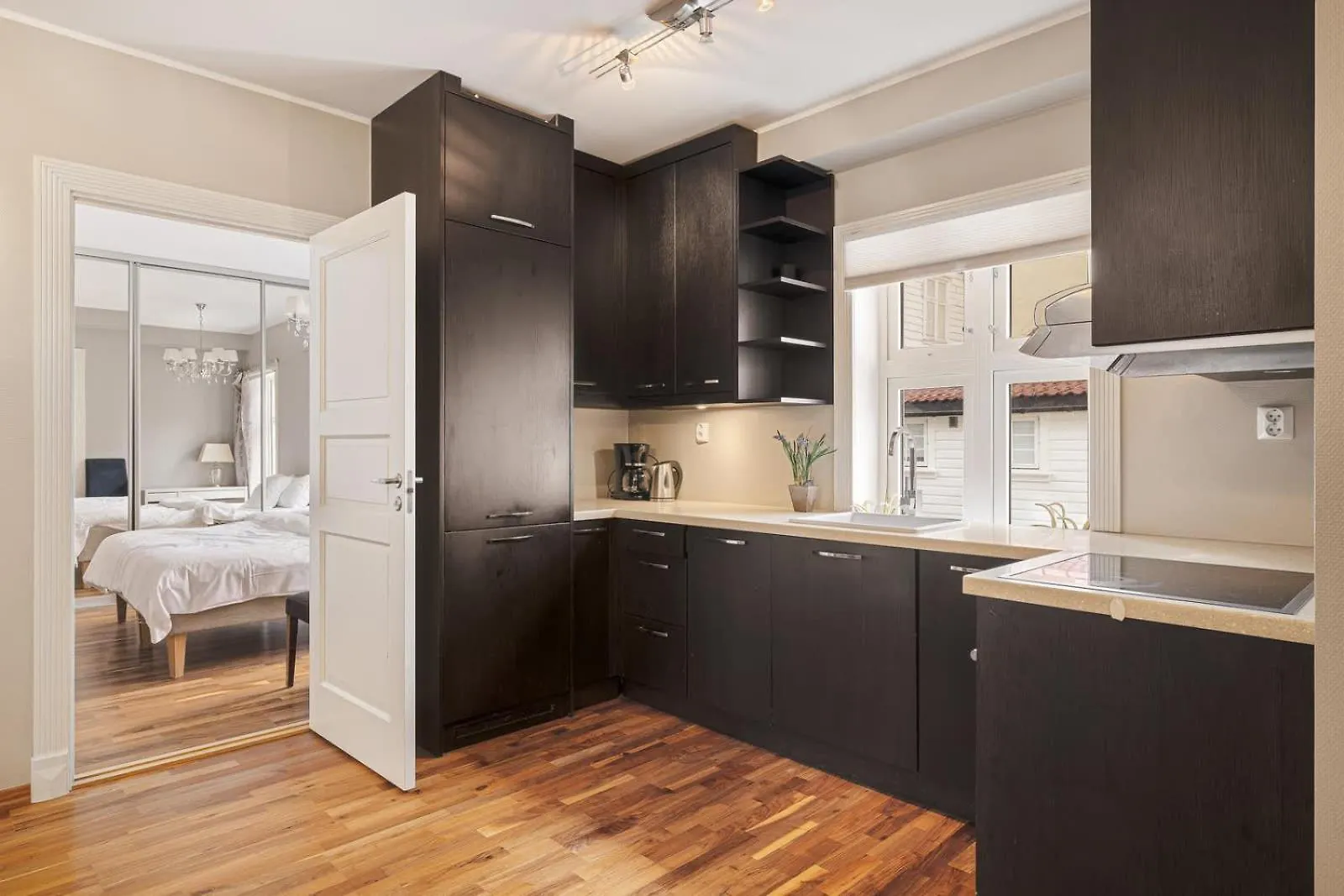 Dinbnb Apartments L 50M To Bryggen L 16 Guest L 3 Apt L Balcony L View Bergen 0*,